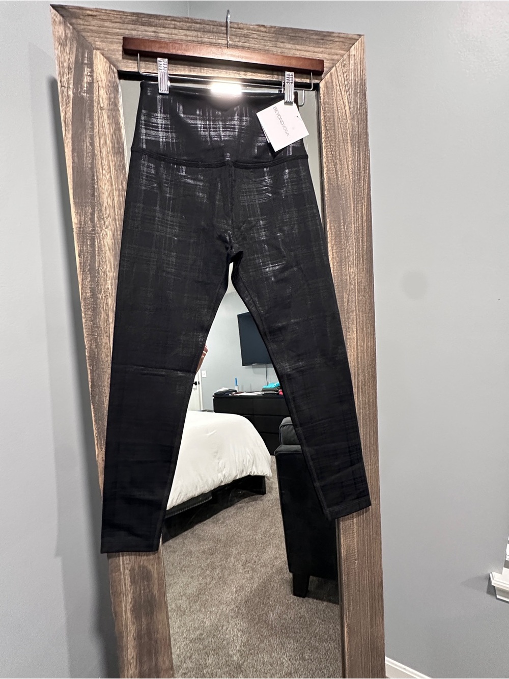 High-Waist Black Shiny Plaid Leggings